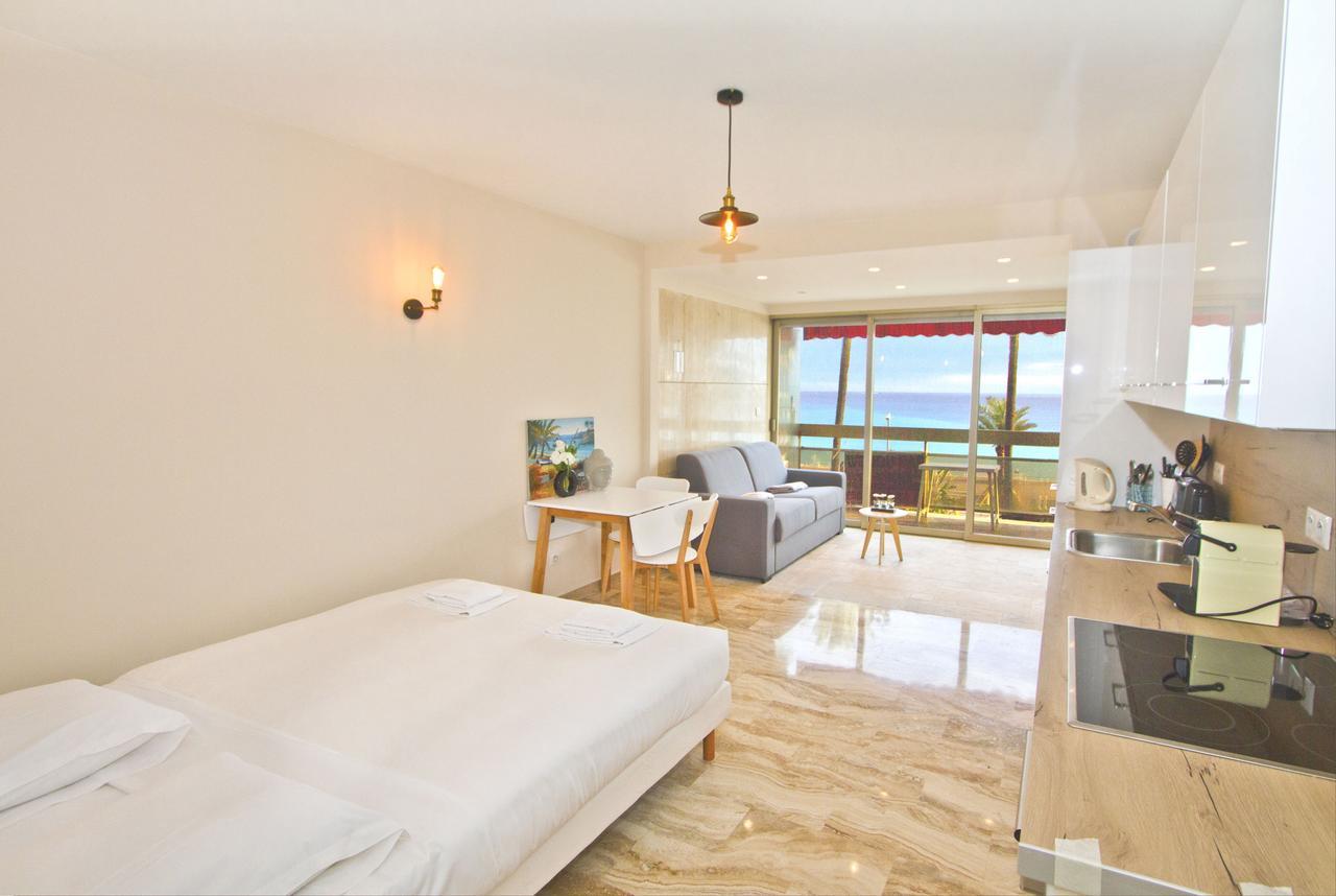 Promenade Holiday - Cosy Sea Front Studio Nice Exterior photo